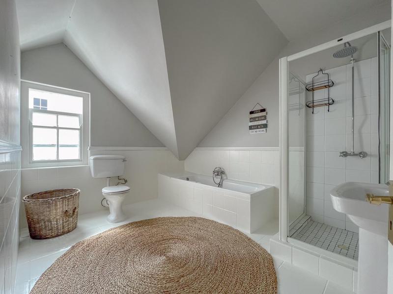 To Let 1 Bedroom Property for Rent in Beach Estate Western Cape